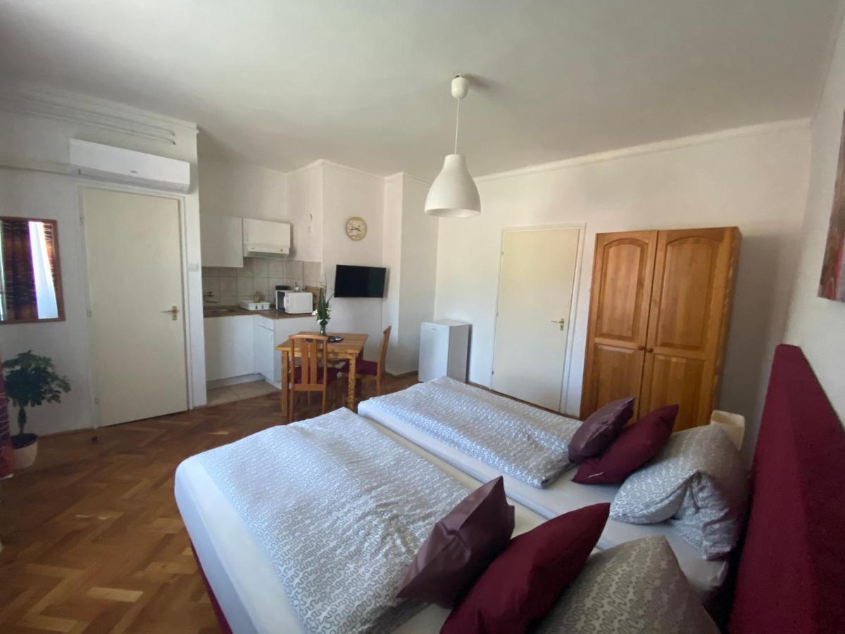 Ferienwohnung Anonymus Vendeghaz Siófok Exterior foto