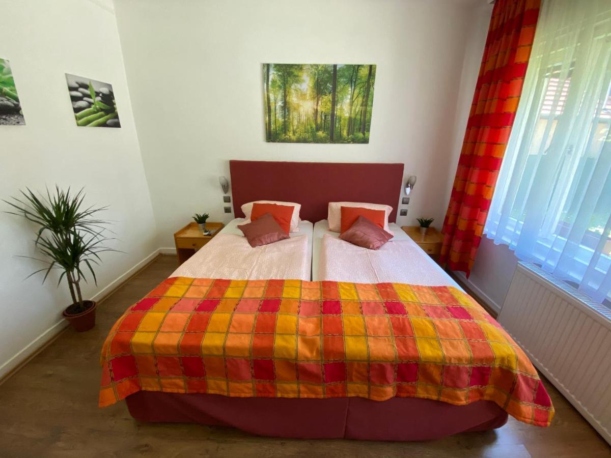 Ferienwohnung Anonymus Vendeghaz Siófok Exterior foto
